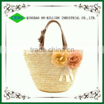 Wholesale decorative lovely woven straw bag corn husk bag with leather handles