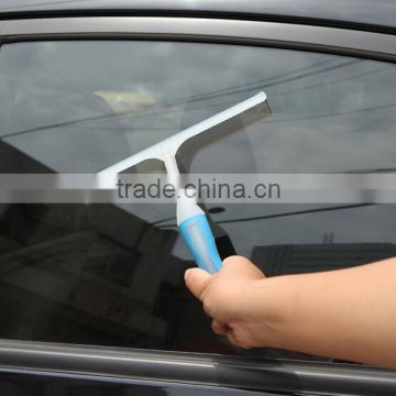 car use plastic snow shovel ice scraper