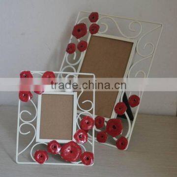 Metal photo frame with flower