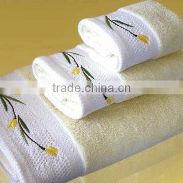 Vietnam Embroidery Jacquard Soybean Towel Set