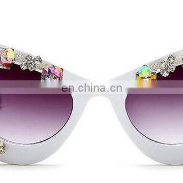 Luxury Fashion Sunglasses Square Rhinestone Sparkling Cat Eye Sunglasses photo-4