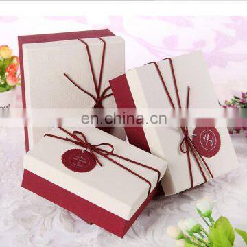 Custom rectangular paper boxes for gift packaging