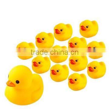 small to big different size of duck bath toys