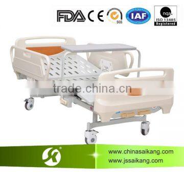 Functional Hospital Manual Bed With Foot Brake Wheel