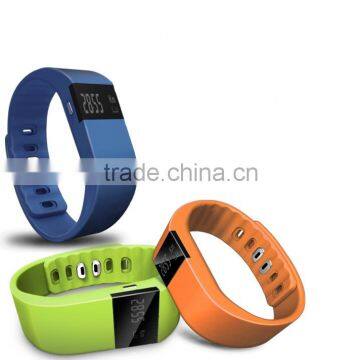 2015 New Fashion Wearable Devices with Low Price High Quality Men and Women Sports Smart Wristband Watch