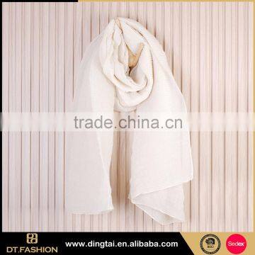 Factory price spring yak wool scarf with pendant