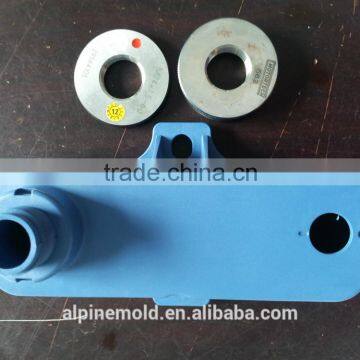 Shenzhen injection mold figures with 20 years experience plastic injection mold maker