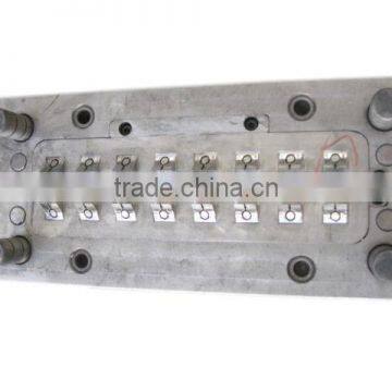 Plastic injection mould