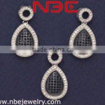 Micro Pave Setting 925 Sterling Silver Earring