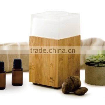 WOOD AND GALSS COVER AROMA DIFFUSER