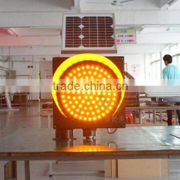 Vietnam Market 2016 Hottest LED Product 12 Inch Solar LED Strobe Amber Flashing Warning Light Road Safety