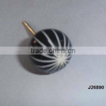 Resin knob with patterns available in other colour and patterns