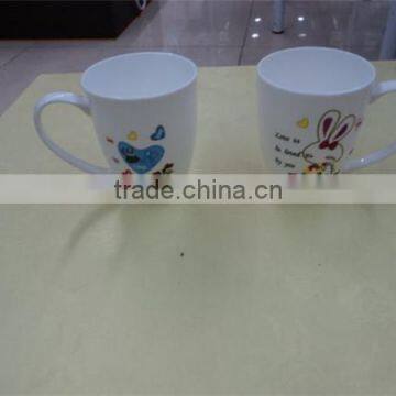 Alibaba china customized glazed ceramic heart shaped tea cup