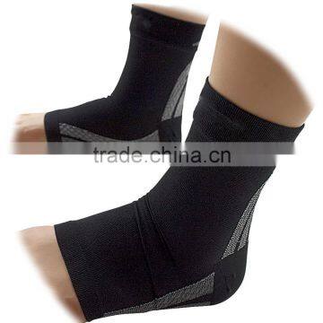 Compression Sock Sleeve for Plantar Fasciitis Relief photo-5
