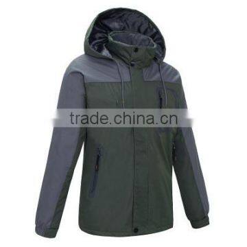 Newly Design Outdoor Windproof Softshell Jacket for Men