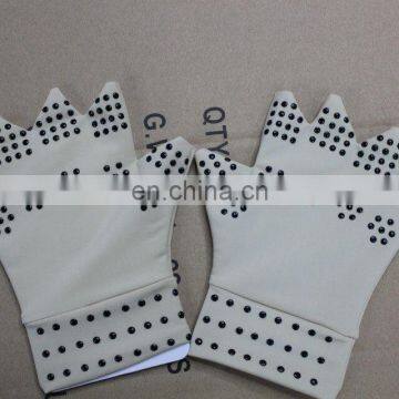 One Pair Magnetic Health Therapy Pain Relief Gloves