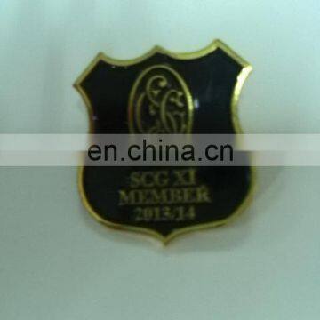 Zinc cast process shiny gold plating high quality personalized emblem Soft enamel process and served as decoration or membership