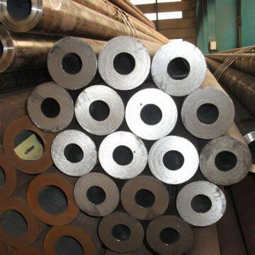 Varnish Seamless Steel Pipes Used As Tubing And Casing Pipelines 