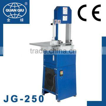 Bone and meat cutting machine for kitchen equipment