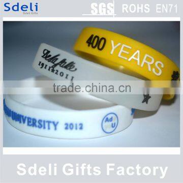 cheap price high quality silicone rubber wristband Embossed color filled silicone bracelet