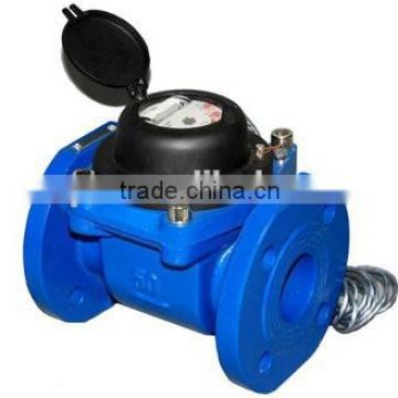 Woltman water meter with pulse output