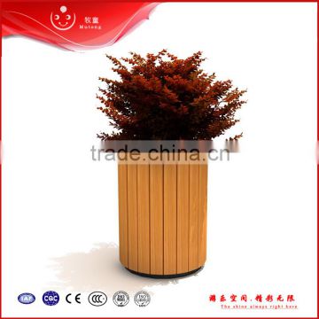 china round wooden flower planter outdoor