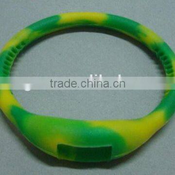 Promotional vs Sport Silicone Digital Wrist Watch With Mix Colors photo-2