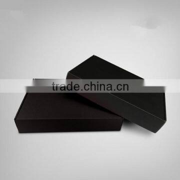 Custom printed matte black corrugated shipping boxes