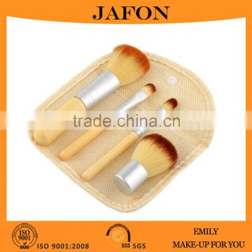 Travel small 4 pieces bamboo handle vegan makeup brush set                        
                                                Quality Choice