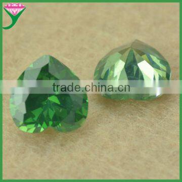 wuzhou Producer wholesale Heart shape emerald green cubic zirconia synthetic diamond