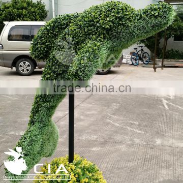 Artificial green sculpture plants topiary dolphin