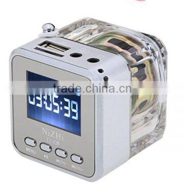 Digital lcd screen clear lound FM radio micro sd card usb portablet speaker