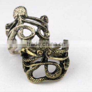 New Design Pirates Of The Caribbean Octopus People Vintage Bronze/Silver Alloy Ring