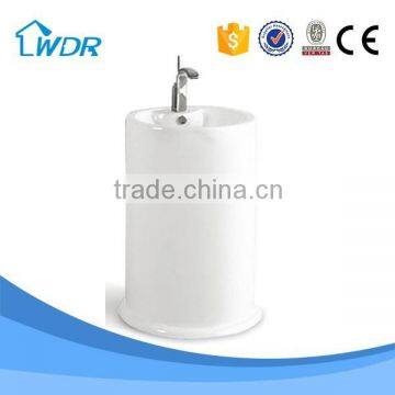Classical freestanding round ceramic wash basin with one hole