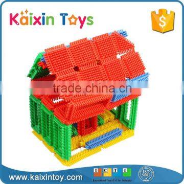 2015 Hot Selling Creative Plastic Building Blocks Toys For Kids