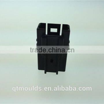 Qitai Injection Plastic Connector /Plastic Injection Mould Maker for Automobile Accessories / Plastic Auto Parts Molding photo-3