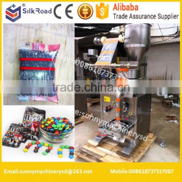 Automatic weighing Snack food packing machine with nitrogen flushing potato chips packing machine