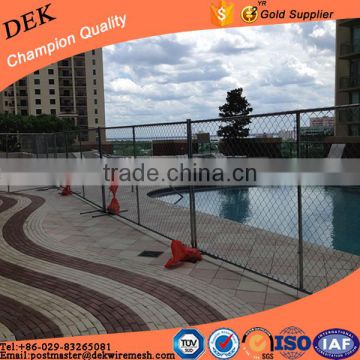 the pool fence for chid safety and easily assembled