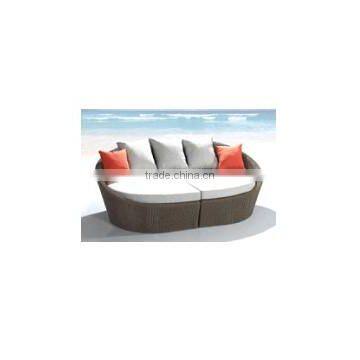 fashion and modern rattan/ wicker daybed outdoor furniture oval shape