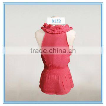 Lady Sleeveless Handmade Trim V Neck Design Blouse photo-3