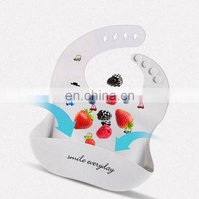Soft Water Proof Cute U-Shape Silicone Baby Bibs photo-4