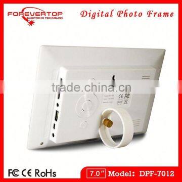7-inch Digital Photo Frame Video Loop With 800 x 480 Pixels Resolution and MP3 Player photo-5