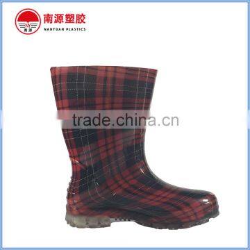 Lady fashion PVC rain boot