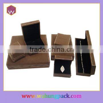 luxury brown color plastic velvet jewelry storage box wholesale