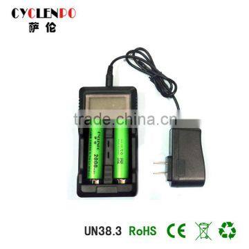 2015 new product wall charger and battery charger for 18650 ac 110 240v 50 60hz