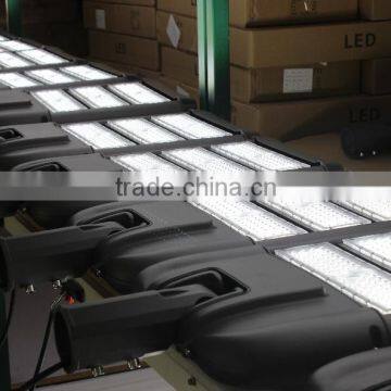 Hot Selling UL CUL DLC List 180w Black or Silver Cover IP65 Led Street Light for Roadway Lighting photo-5