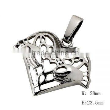 SRP2046 China Alibaba Hollow Heart Pendant Claddagh Angel Wing Heart Pendant