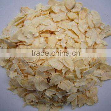 dehydrated garlic flake / slice