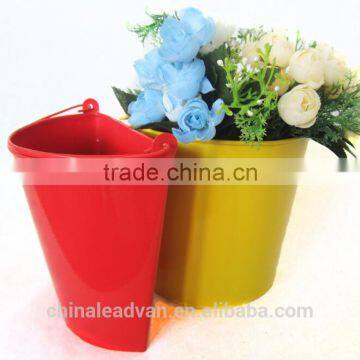 wall-mounted metal half round flower pot