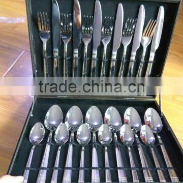 24pcs Stainless Steel Flatware Set in Red Wooden Box and High Quality and Low Price photo-3